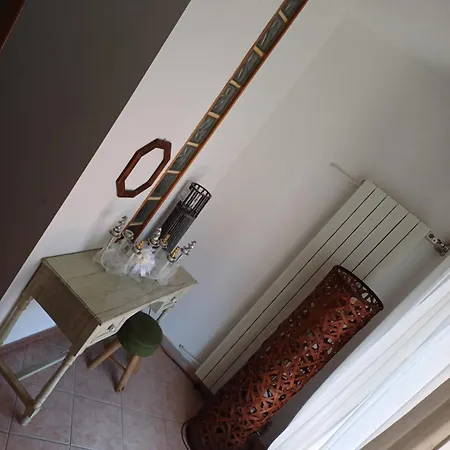 Mali Πανσιόν 3*